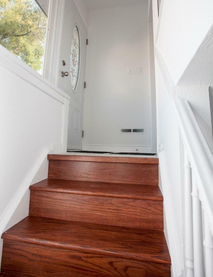 Cozy 3Br 2Bth Lower Unit, A Min To Hwy401, 404 & Dvp Villa Toronto Kültér fotó